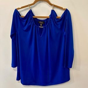 Thalia Sodi Blue Cold Shoulder Top, Gold Tone Neckline Chain Poly/Spandex, M/M